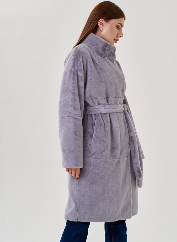 Женское пальто из искусственного меха 