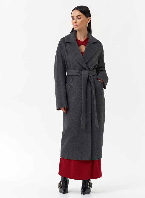 Длинное женское пальто с английским воротником