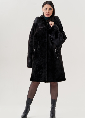 Шуба из овчины с капюшоном 
