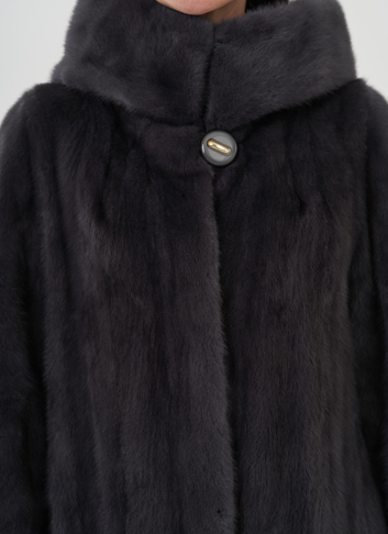 Норковая шуба годе/балетка в роспуск с капюшоном цвета графит