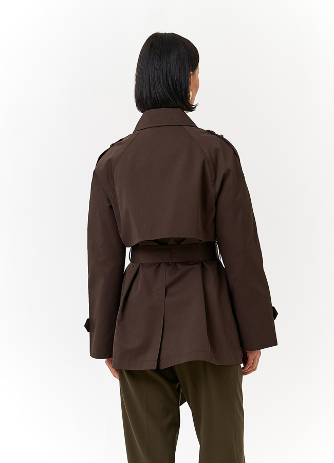 фото Женский укороченный плащ с поясом модель № 32821