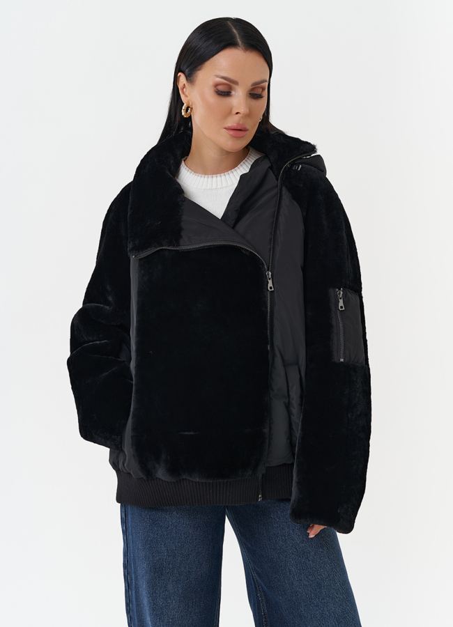 Комбинированная куртка с капюшоном модель № 28531 меха малина