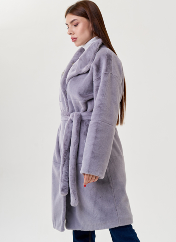 Женское пальто из искусственного меха 