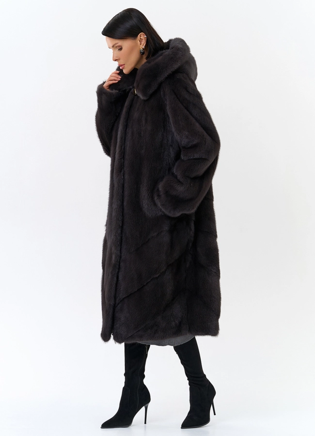 Женская шуба из норки силуэта баллон с капюшоном модель № 24752 универмаг малина фото