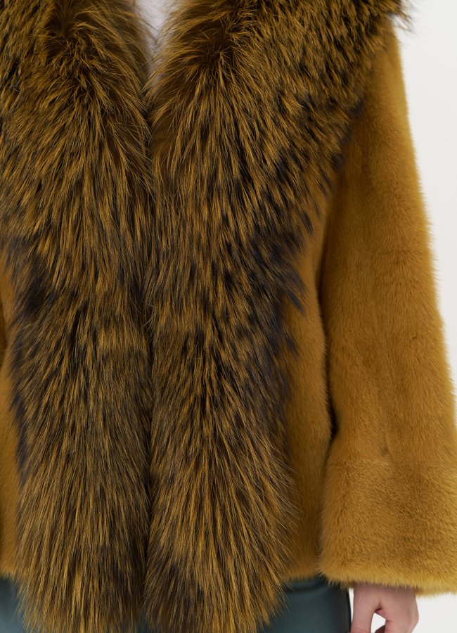 Норковая шуба укороченная модель № 24739 в рассрочку