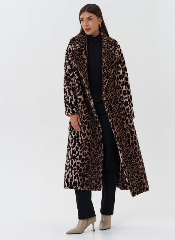 Пальто из эко меха с анималистичным принтом