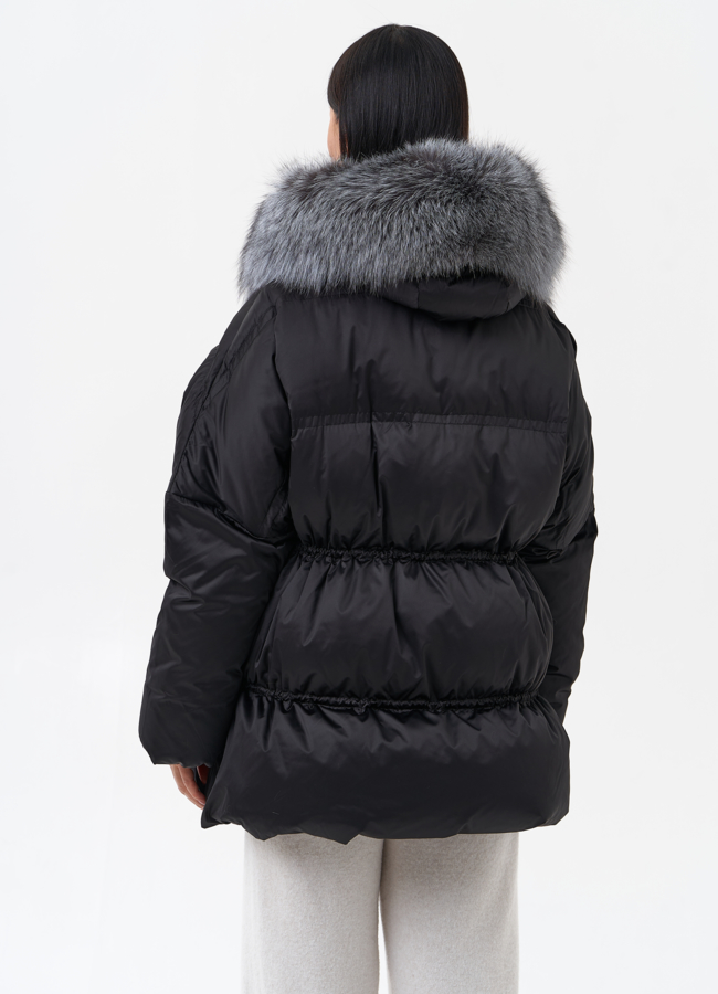 Пуховик с отделкой из меха чернобурки модель № 26227 универмаг малина