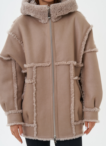 Двухсторонняя эко дубленка с капюшоном