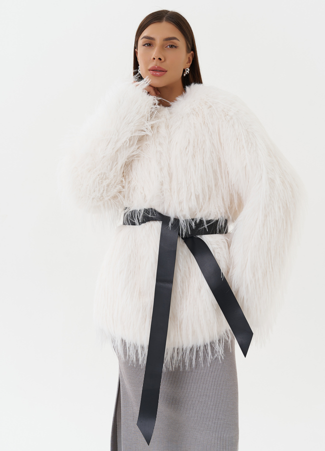 фото Короткая шуба под эко страуса модель № 27810