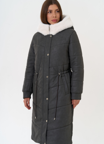 Женское пальто из эко кожи с капюшоном