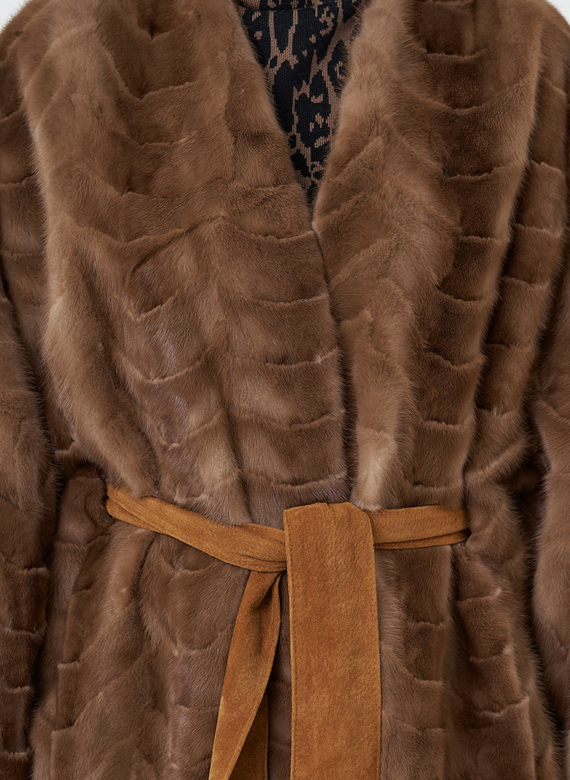 Шуба оверсайз из меха норки