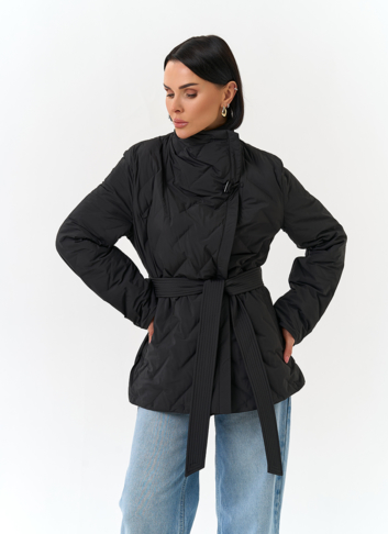 Женская куртка с поясом 