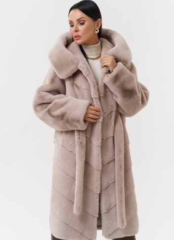 Шуба из эко меха с капюшоном