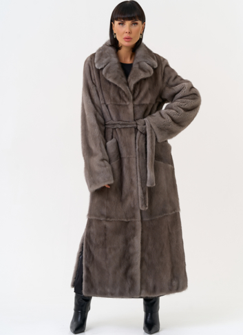 Длинная шуба из меха норки с английским воротником