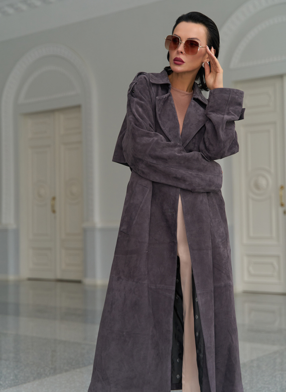 Длинный плащ из натуральной замши