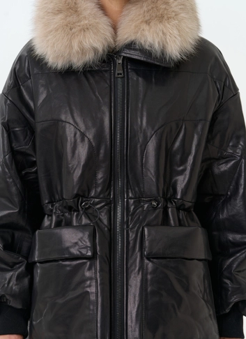 Утепленная кожаная куртка с песцом фото