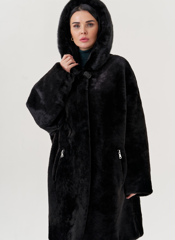 Шуба из овчины с капюшоном 