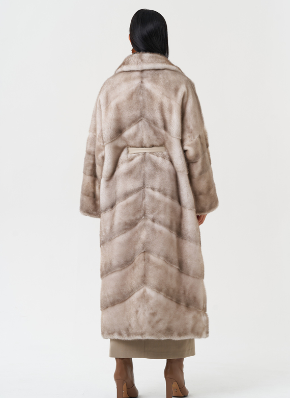 Длинная шуба из меха норки