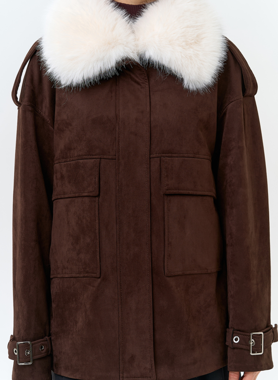 Женская куртка из эко замши с отделкой из эко меха