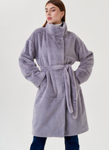 Женское пальто из искусственного меха 