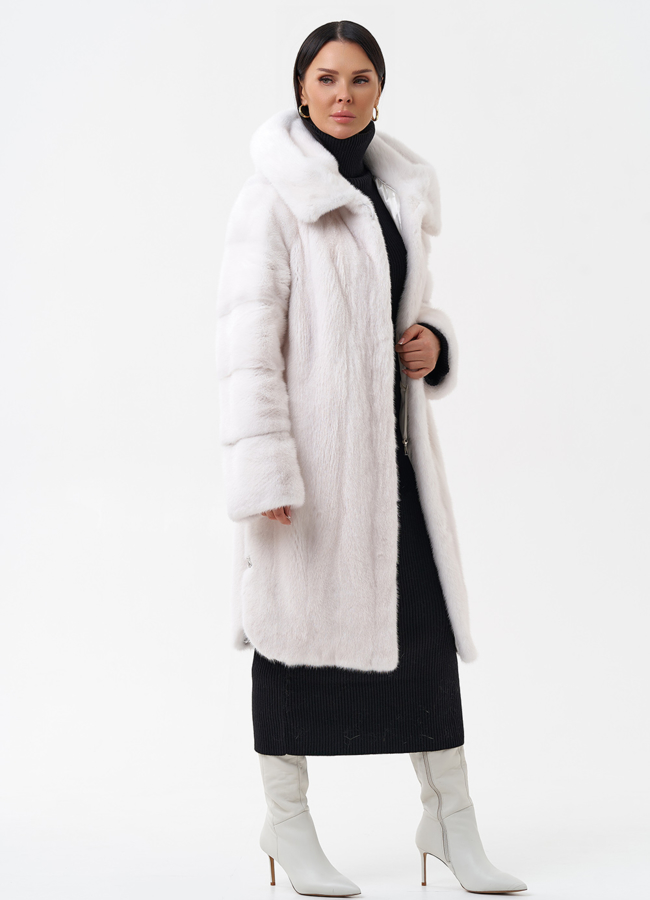 Светлая шуба из норки с капюшоном модель № 29168 универмаг малина