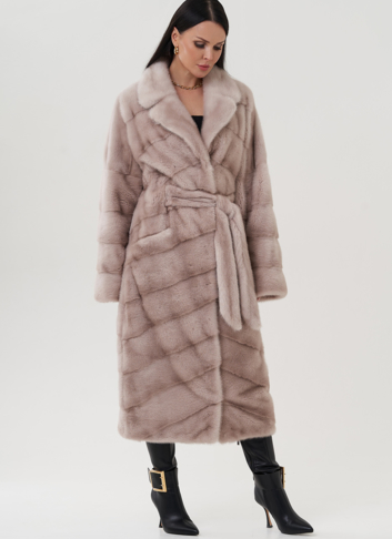 Шуба из норки с английским воротником 