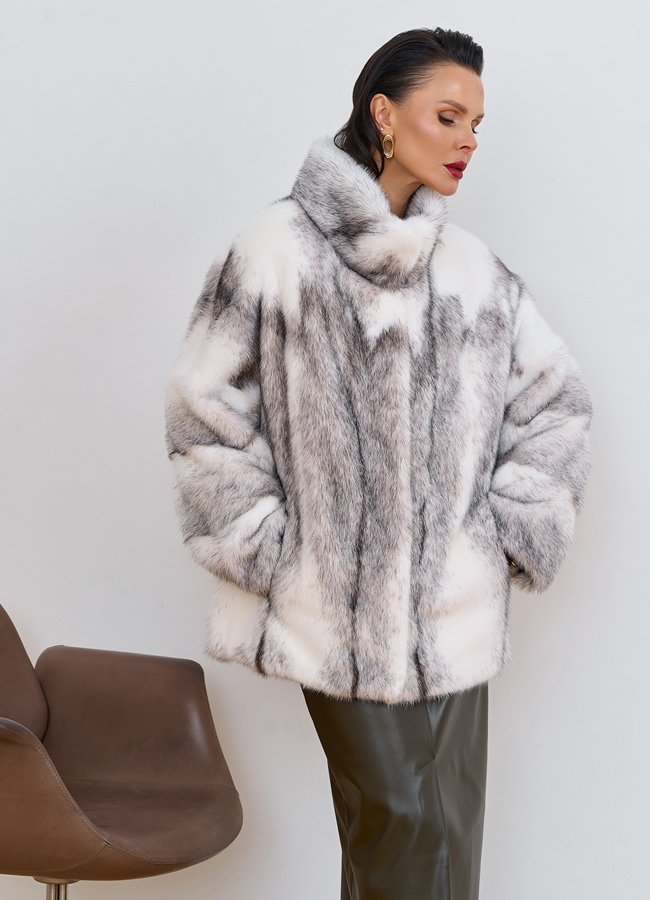 Коротка шуба из норки крестовки модель № 31319 в рассрочку